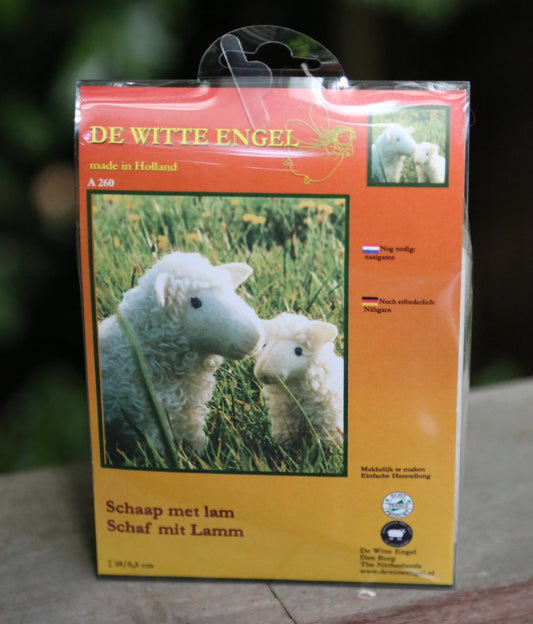 CLEARANCE - Sheep & Lamb Craft Kit